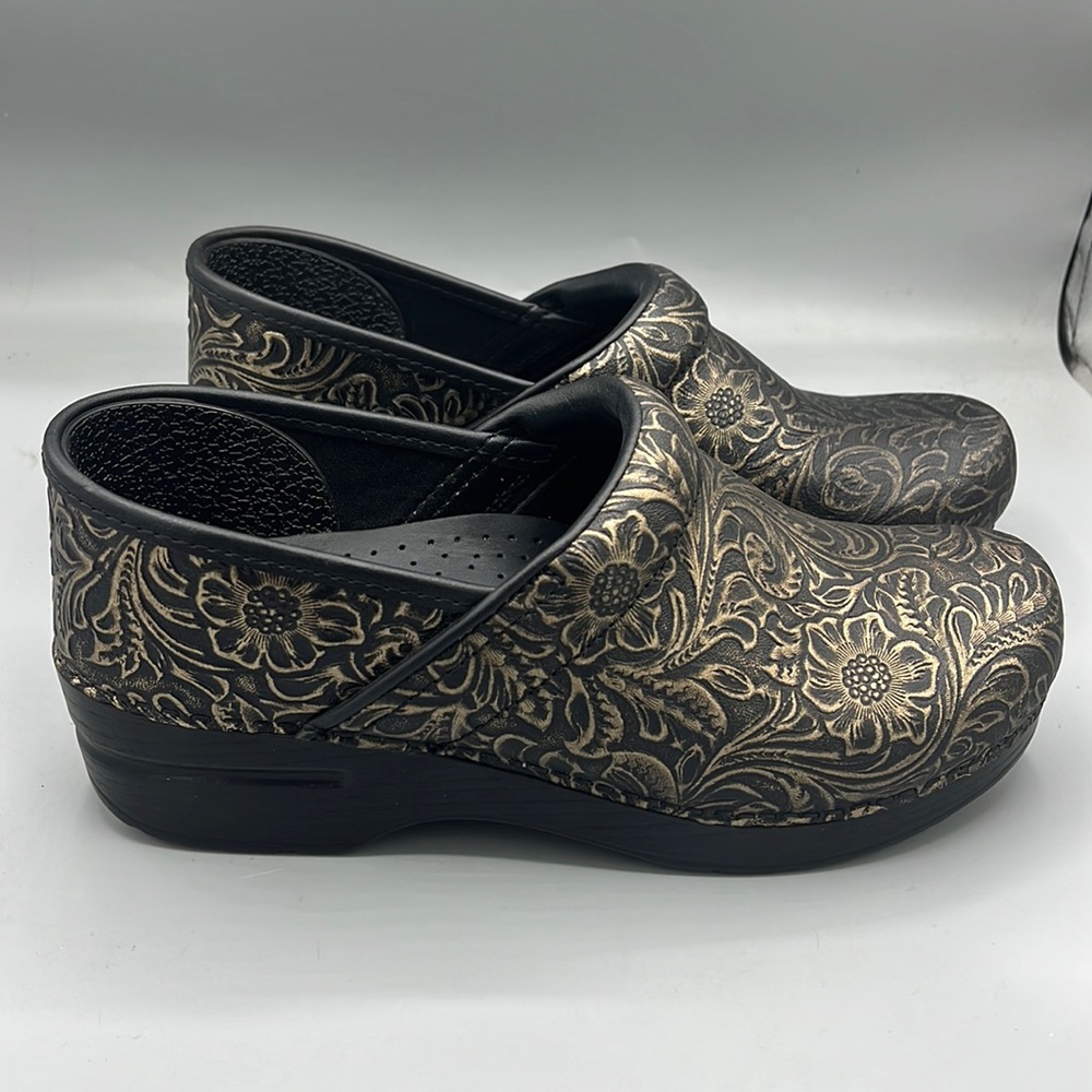 Dansko tooled‎ leather